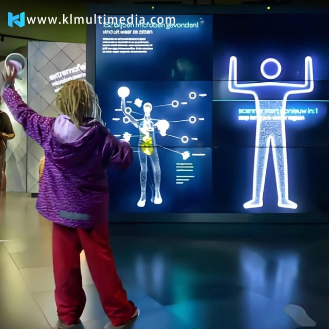 جدار Kinect التفاعلي